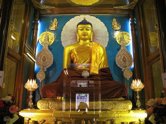 http://www.feminiya.com/wp-content/uploads/2013/09/golden-buddha.jpg