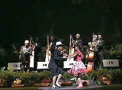 http://upload.wikimedia.org/wikipedia/commons/thumb/6/68/typical_venezuelan_dance.jpg/250px-typical_venezuelan_dance.jpg